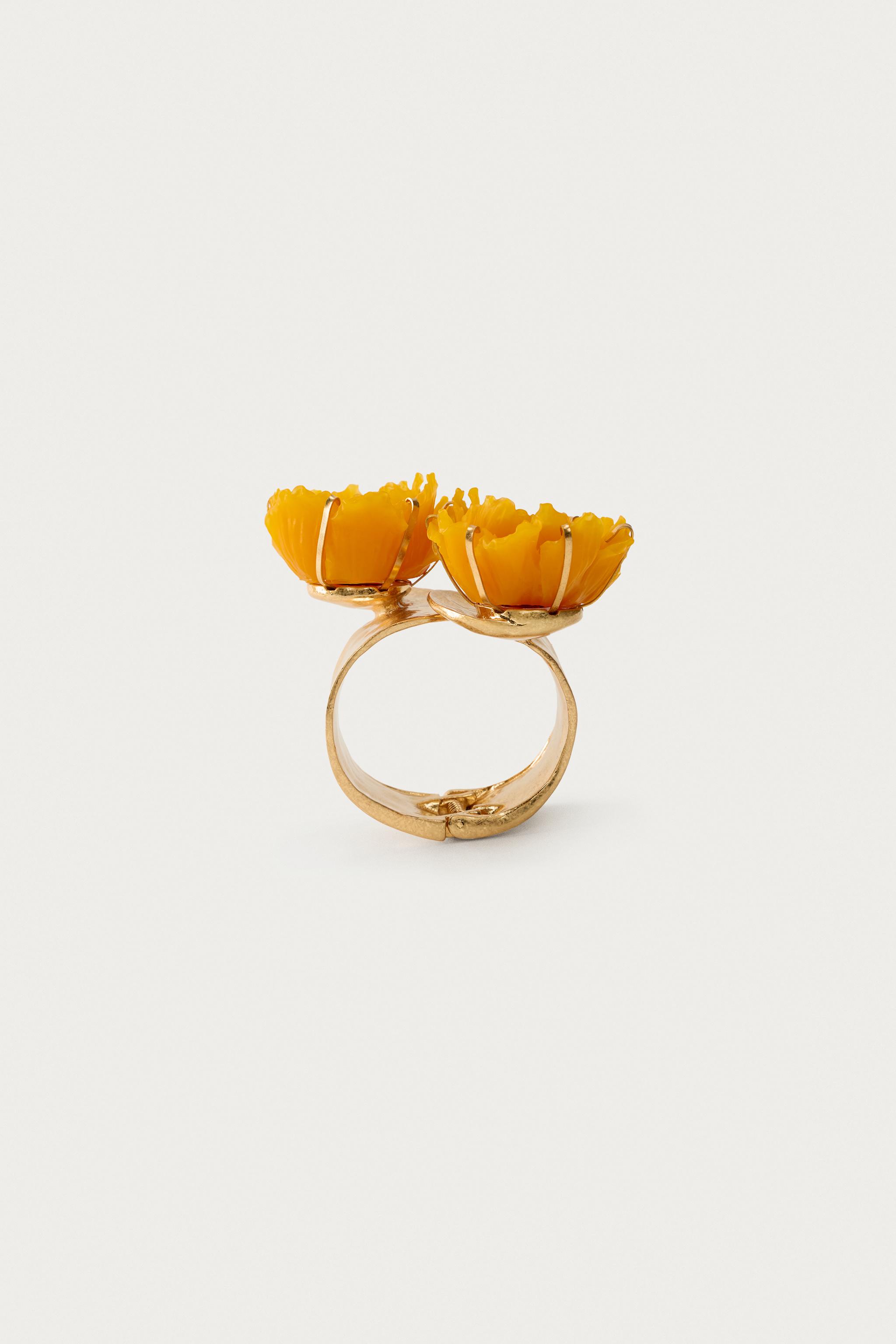 MARISA BERENSON X ZARA RESIN FLOWER MAXI METAL BRACELET